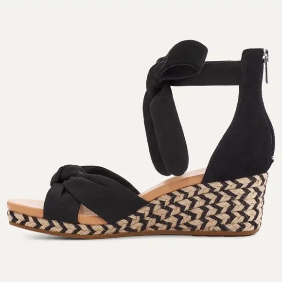 UGG Yarrow Platform Wedge Sandal Women’s Size 9 Black NEW - Picture 3 of 11